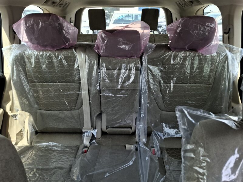 2025 Toyota Landcruiser GXR 3.5L TWIN TURBO, 6 CYLINDER White Beige SUV