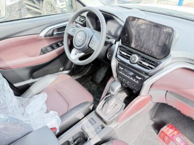 2026 Toyota Urban Cruiser 1.5L 4 Cylinder Petrol With Panoramic Silver Red SUV