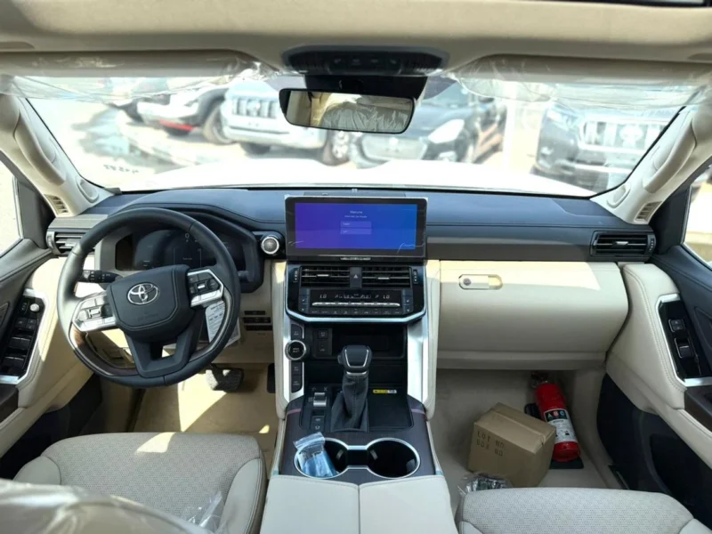 2026 Toyota Land Cruiser VXR 4.0L V6 Engine White Beige SUV GCC Specs