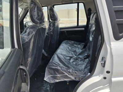 2025 Mahindra S6 Pickup 4x4 DC MT 2.2L 4 Cylinder Engine Diesel White Black