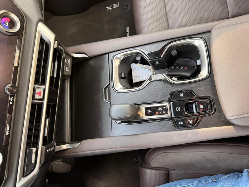 2024 LEXUS RX 350H Luxury 2.5 Litre V4 VVT Engine Red Black SUV Full Option