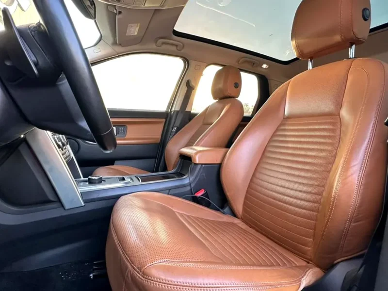 2018 Land Rover Discovery HSE TD6 4 Cylinders Diesel Engine White Tan Crossover