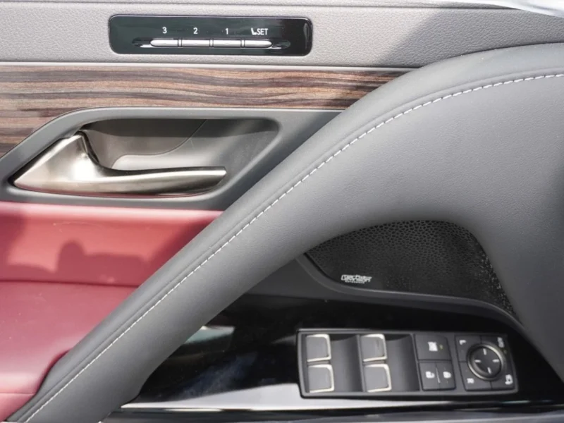 2026 Lexus LX 700h LX700h 6 Cylinder Petrol Engine White Red SUV GCC