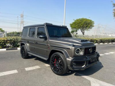 2022 Mercedes-Benz AMG G 63 BRABUS 700 4.0-liter V8 Biturbo Grey Red SUV GCC