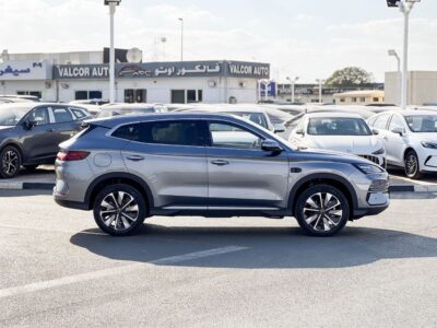 2025 BYD Song Plus Luxury DM-i 1.5L 4 Cylinder Petrol Engine Grey White SUV