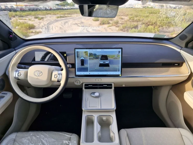 2025 TOYOTA bZ3 X 610 MAX Intelligent Driving Silver Beige SUV