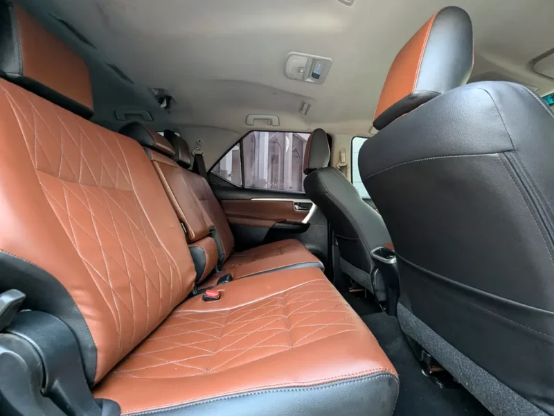 2017 TOYOTA FORTUNER FACELIFTED 2025 GXR V6 Black Brown SUV GCC Specs