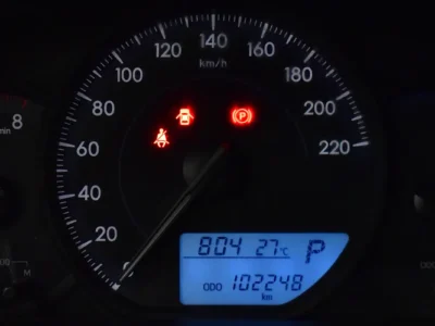 2022 Toyota Yaris S 4 Cylinder Petrol Engine Silver Beige Sedan GCC Specs