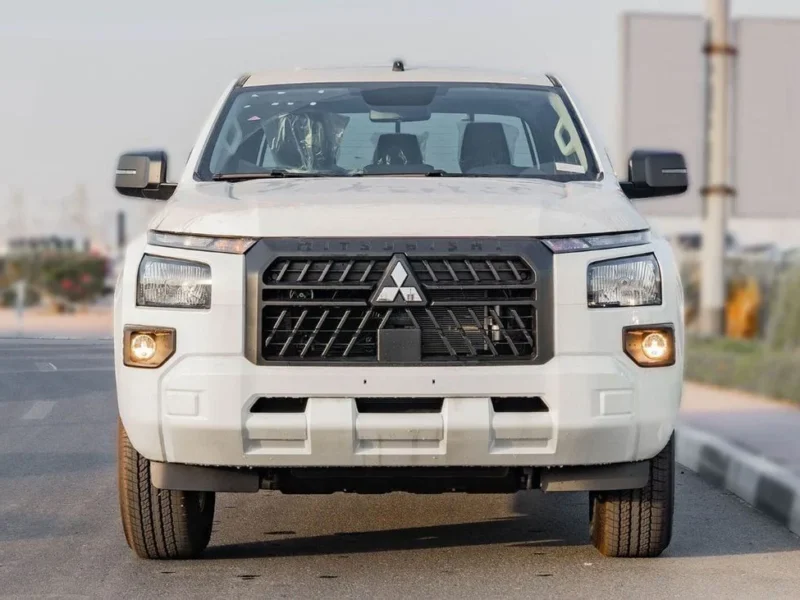 2026 Mitsubishi L200 GL 2.4 L inline-4 Petrol MIVEC White Black Pick UP Truck