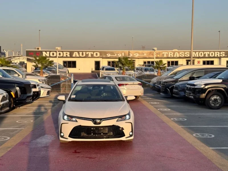 2025 TOYOTA COROLLA ELITE HYBRID 1.8L 4 Cylinders Engine White Black Sedan