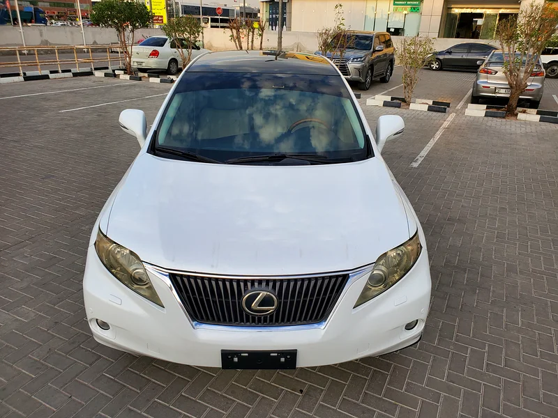 2009 Lexus RX-Series RX350 V6 Engine 3.5 Litres White Beige SUV Full Option GCC
