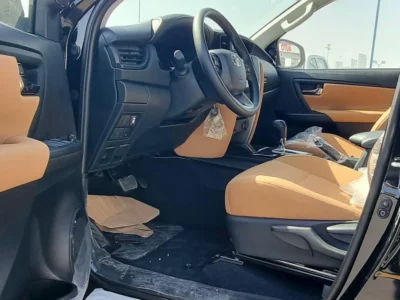 2026 TOYOTA FORTUNER 2.4L DIESEL 4X4 4 Cylinders Engine Black Beige SUV