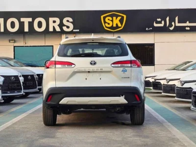 2024 Toyota Corolla Cross HYBRID1.8L AT 4 Cylinders Engine White Tan SUV