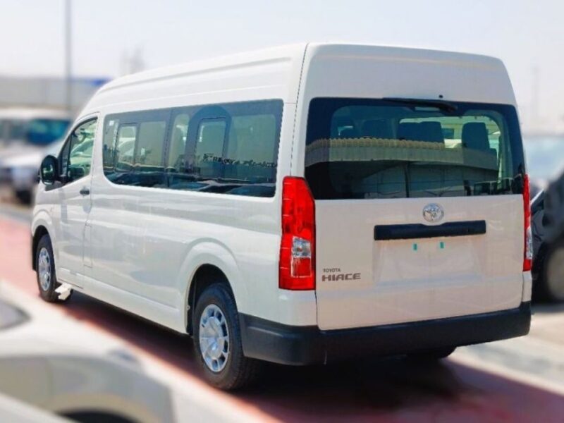 2025 Toyota HiAce 2.8L 4 Cylinders Diesel Engine Manual White Black Van