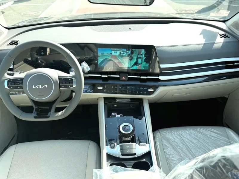 2025 Kia Sportage Other 4 Cylinders Petrol Engine Black White SUV