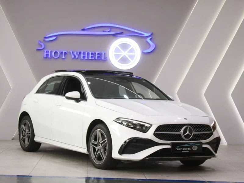 2023 Mercedes-Benz A 250 1.3L Inline-4 Turbo + Electric Motor White Black Hatchback