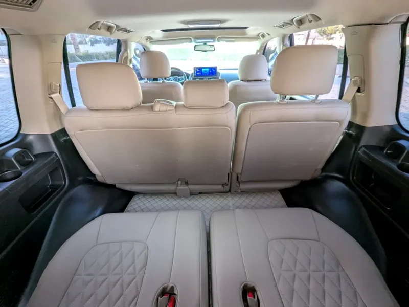 2008 TOYOTA LAND CRUISER FACELIFTED 2025 VXR V8 Black Beige SUV GCC