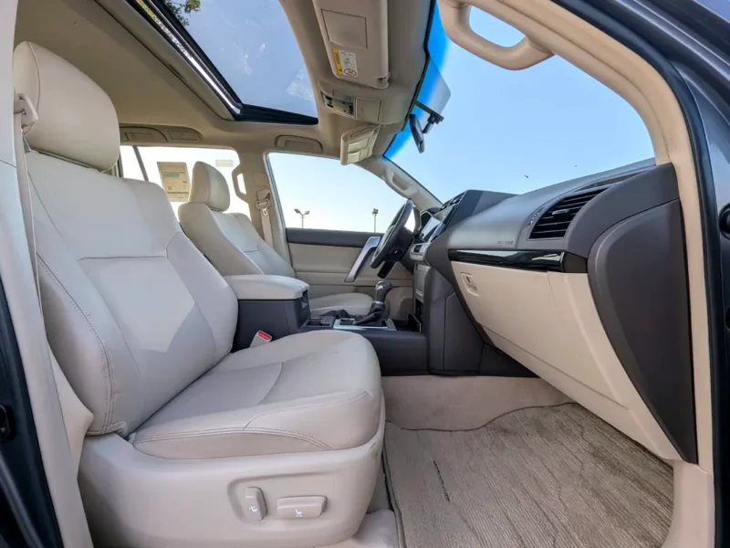 2022 Toyota Prado TXL 6 Cylinders Petrol Engine Grey Beige SUV GCC Specs