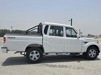 2025 Mahindra S6 Pickup 4x4 DC MT 2.2L 4 Cylinder Engine Diesel White Black
