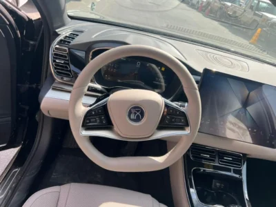 2025 BYD Han DM-i plug-in Hybrid 1.5 Litres 4 Cylinders Engine Black White Sedan FWD