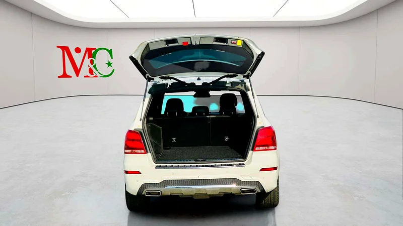 2013 Mercedes-Benz GLK-Class GLK 350 4matic 6 Cylinder Engine White Black SUV