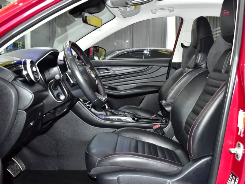 2021 MG HS Trophy 4 Cylinders Petrol Engine Red Black SUV GCC Specs