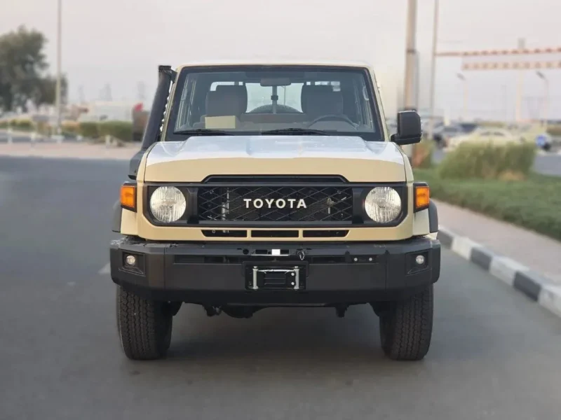 2025 TOYOTA LAND CRUISER PICK 4.0L PETROL DOUBLE CAB A/T Beige SUV