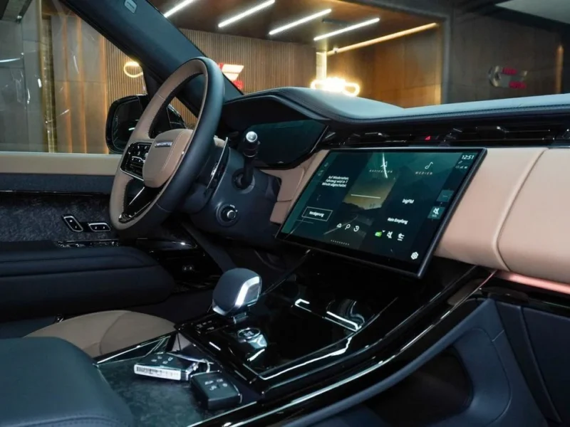 2025 Land Rover Range Rover Sport Autobiography P530 8 Cylinders White Beige SUV