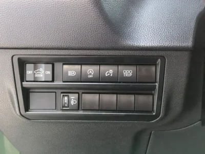 2023 Toyota Tundra Crewmax SR5 6 Cylinders Engine Green Grey Pick Up Truck