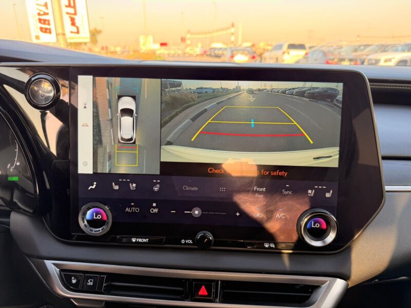 2024 LEXUS RX 350H Premium 2.4 Litre V4 Engine VVT White Black AWD