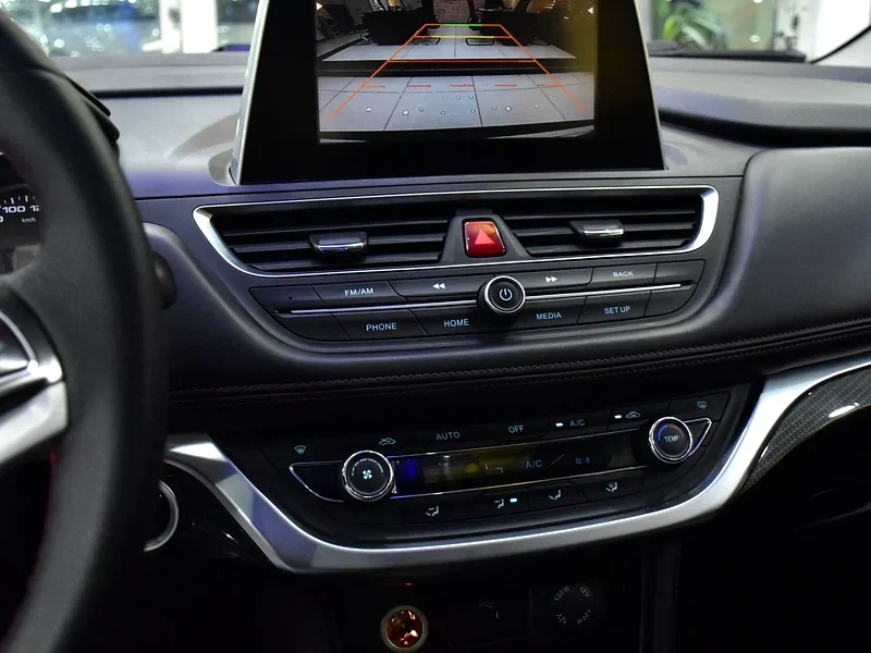 2023 JAC S3 Luxury 4 Cylinders Petrol Engine White Black Crossover GCC