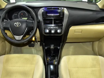2022 Toyota Yaris S 4 Cylinder Petrol Engine Silver Beige Sedan GCC Specs