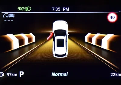 2026 MG ZS Luxury 4 Cylinder Petrol Engine Black Crossover GCC Specs