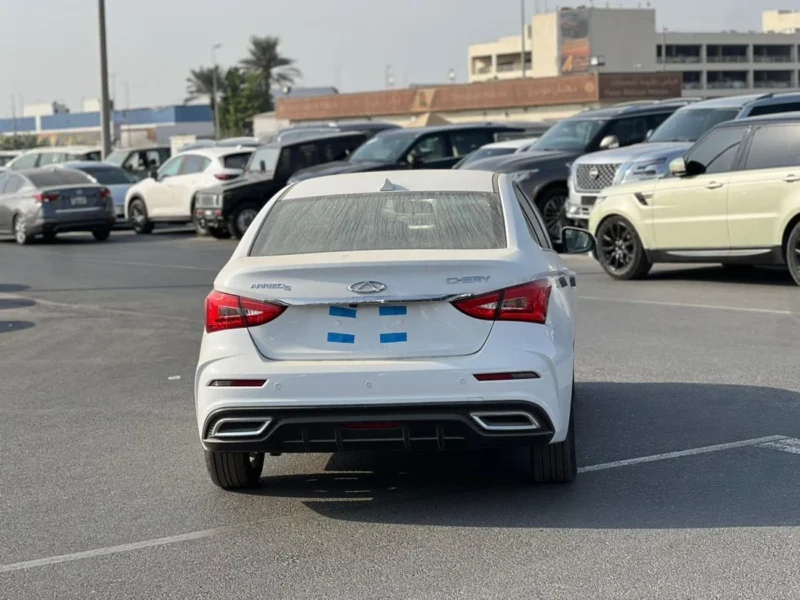 2026 CHERY ARRIZO5 1.5 Liter 4 Cylinder Petrol Engine White Black Sedan