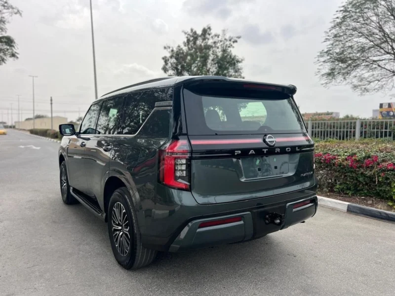 2026 Nissan Patrol SE PLATINUM 3.5L 6 Cylinders Petrol Engine Green Beige SUV GCC