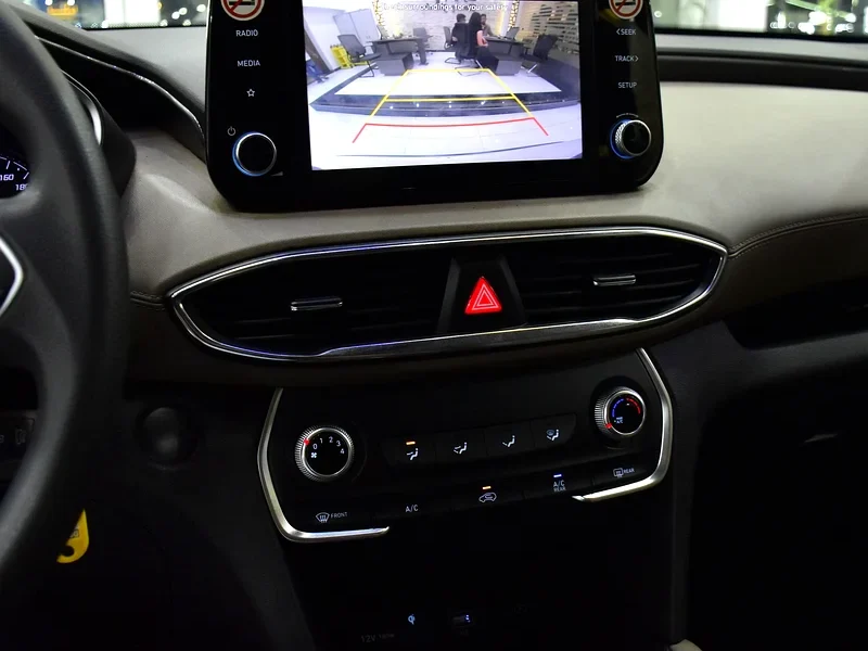 2023 Hyundai Santa Fe Comfort Plus 4 Cylinder Petrol Engine White Grey SUV GCC