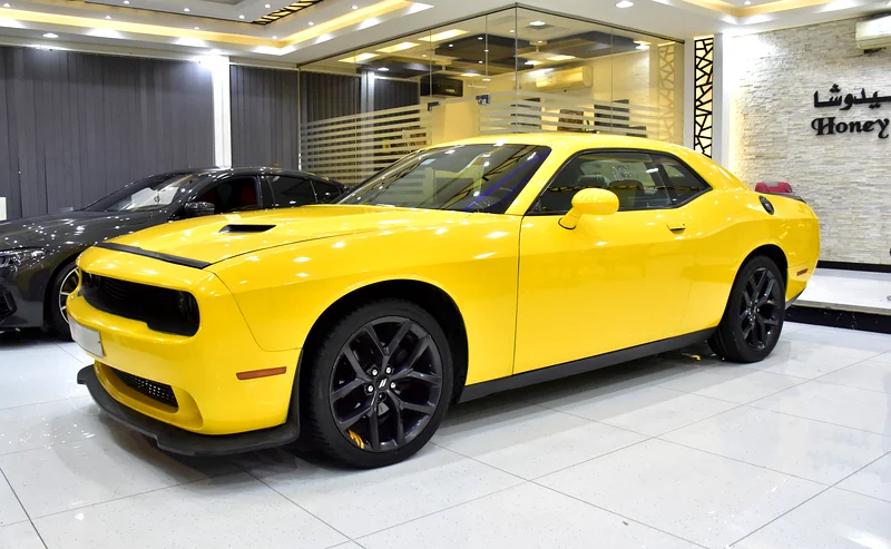 2019 Dodge Challenger SXT 6 Cylinder petrol Engine Yellow Coupe American Specs