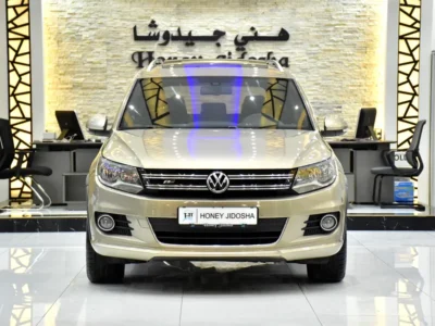 2016 Volkswagen Tiguan R-line 4 Cylinders Engine Beige Black Crossover GCC