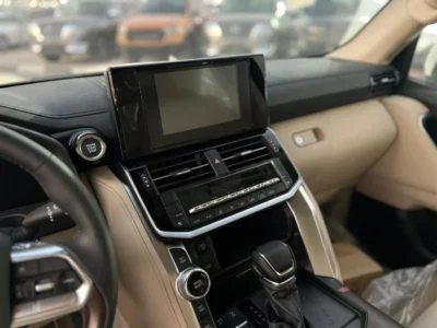 2026 Toyota Land Cruiser LC300 GXR 4.0L 6 Cylinder Petrol Engine White Beige SUV