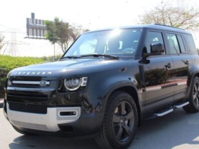 2024 Land Rover Defender 2.0L Turbocharged Inline 4 Cylinder Black Tan SUV