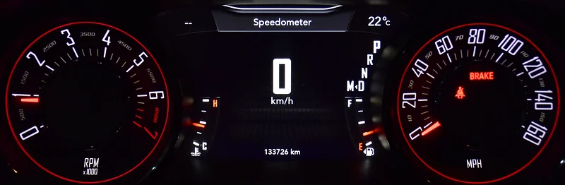 2019 Dodge Challenger SXT 6 Cylinder petrol Engine Yellow Coupe American Specs