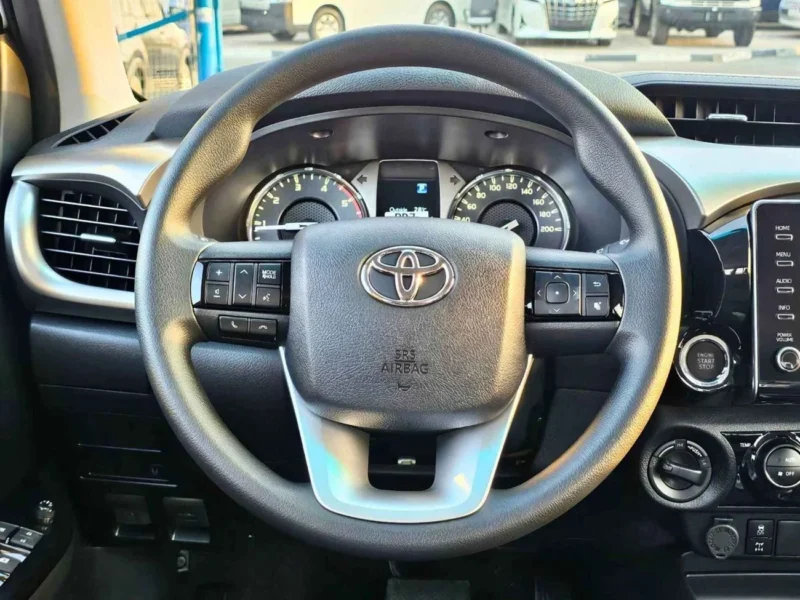 2025 Toyota Hilux SR5 WIDE BODY 2.4L DIESEL V4 AT White Black Pick Up Truck