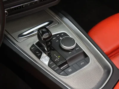 2022 BMW Z4 Sdrive 30i 2.0-liter turbocharged V4 Black Red Convertible GCC