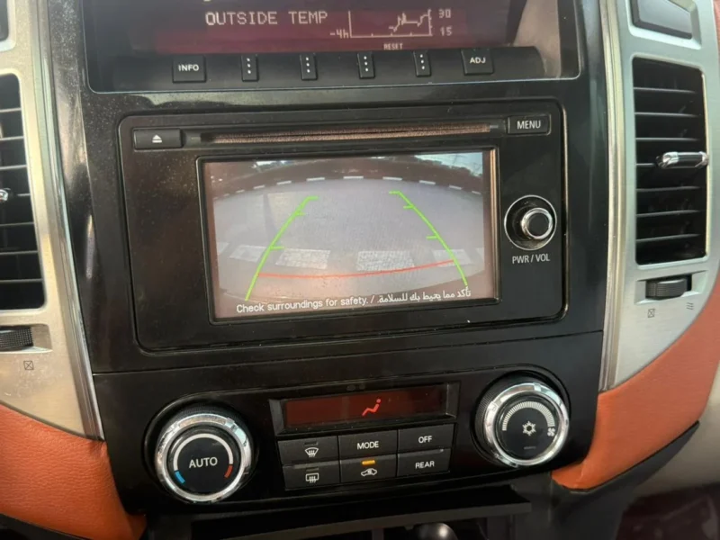 2022 Mitsubishi Pajero SIGNATURE EDITION 3.5 L 6 Cylinder White Orange SUV