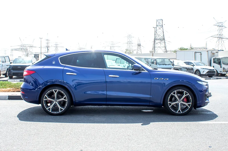 2017 Maserati Levante GranSport 6 Cylinders Petrol Engine Blue Red SUV