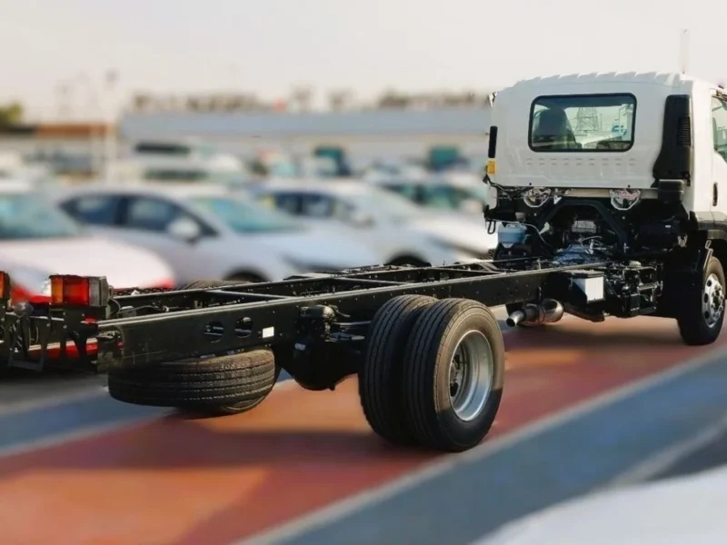 2025 Isuzu FSR 13 TON Long Chassis 6 Cylinders Engine White Grey Truck