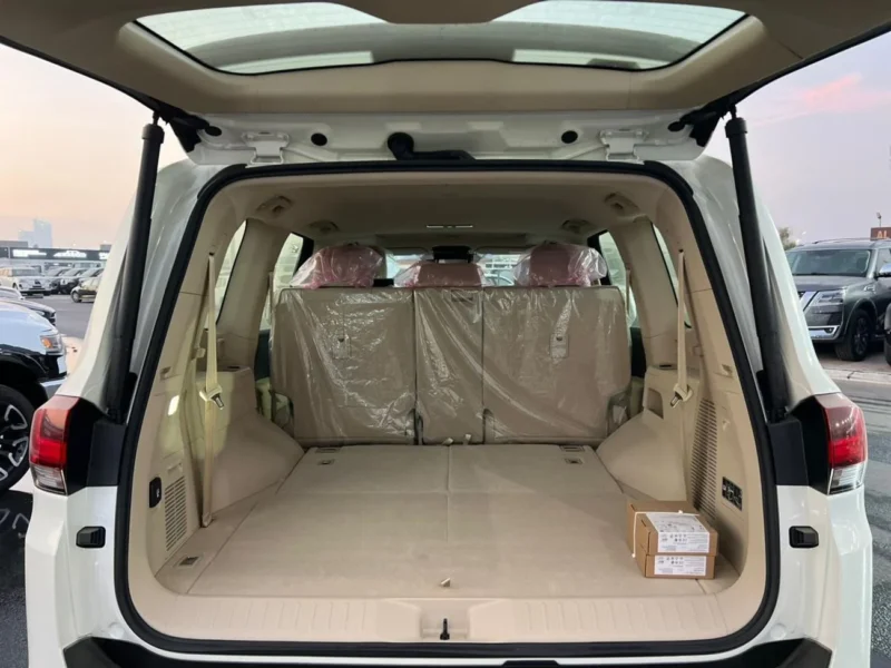 2026 Toyota Land Cruiser LC300 GXR 4.0L 6 Cylinder Petrol Engine White Beige SUV