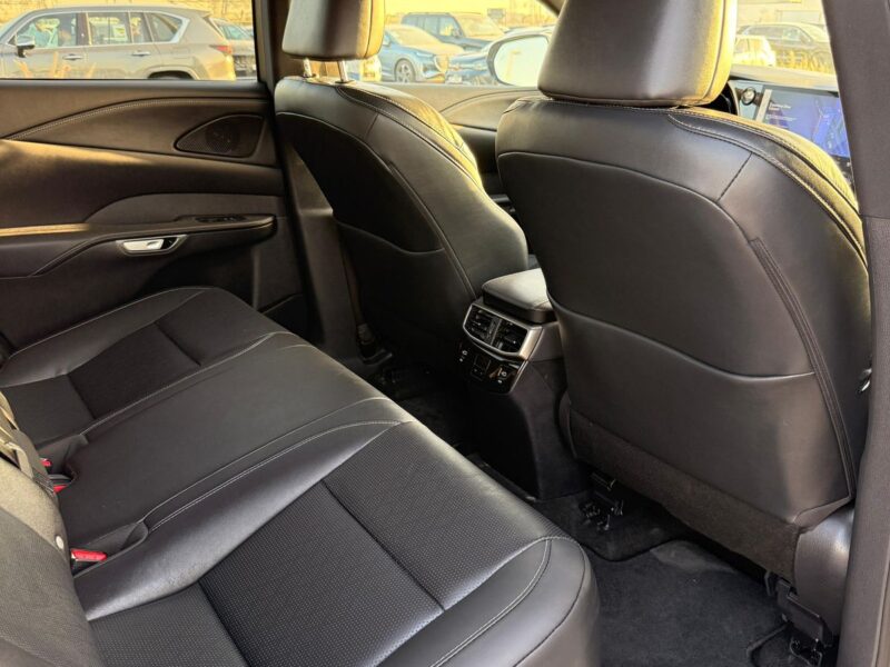 2024 LEXUS RX 350H Premium 2.4 Litre V4 Engine VVT White Black AWD