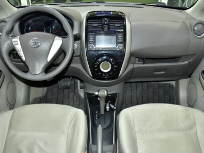 2016 Nissan Sunny SL 4 Cylinder Petrol Engine Silver Beige Sedan GCC Specs