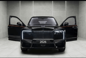 2026 Rolls Royce Cullinan 6.75-liter twin-turbocharged V12 Black Orange SUV